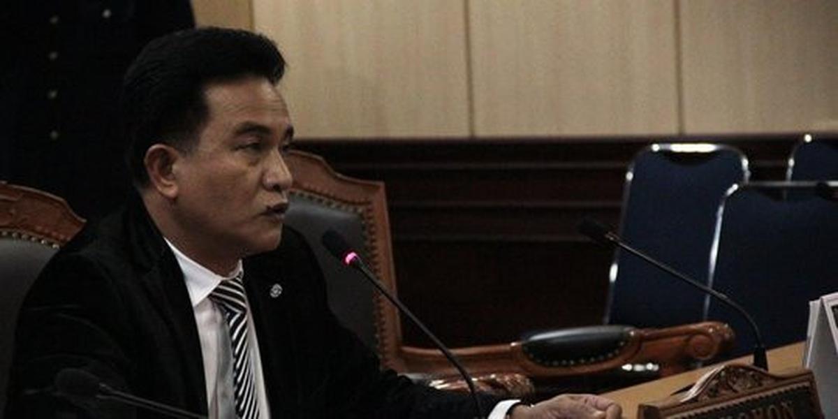 Yusril kritik Jokowi: Jangan jadi presiden kalau datang bagiin beras