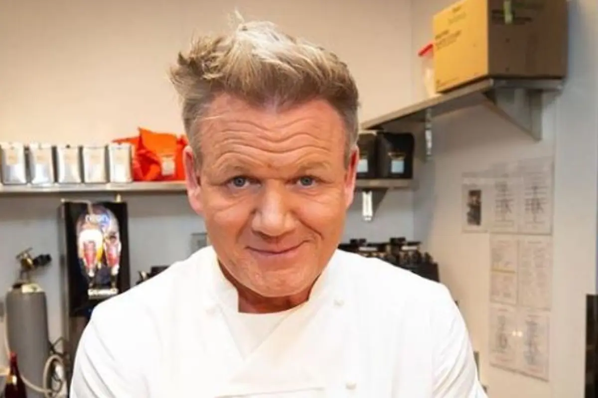 Chef Gordon Ramsay Belajar Masak Rendang Padang dari William Wongso