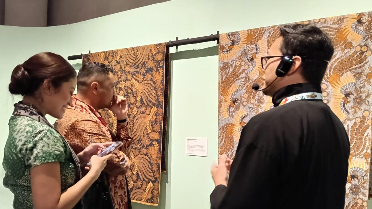Keistimewaan Motif Batik Ayam yang Kini Dipamerkan di Museum Batik Indonesia