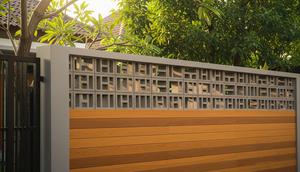 Pagar Setengah Tertutup Kayu dan Roster Angin/Ide Pagar Rumah Kombinasi Kayu dan Roster (Sumber: gemini.com)