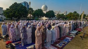 Shalat Istisqa Digelar di Al Azhar di Tengah Kemarau Panjang