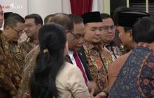 Berdiri Hormat Dua Pentolan PDIP Puan & Komandan Bambang Pacul saat Didekati Prabowo-Gibran di Istana