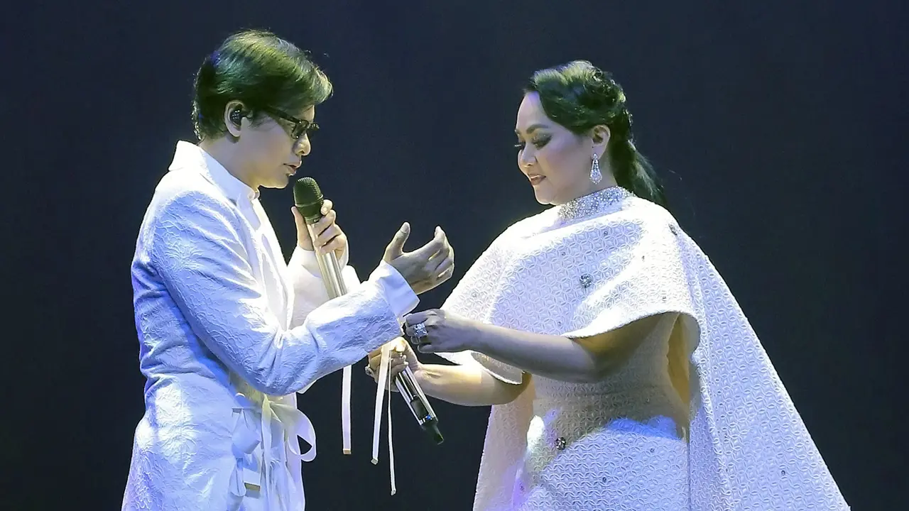[Fimela] Armand Maulana - Dewi Gita