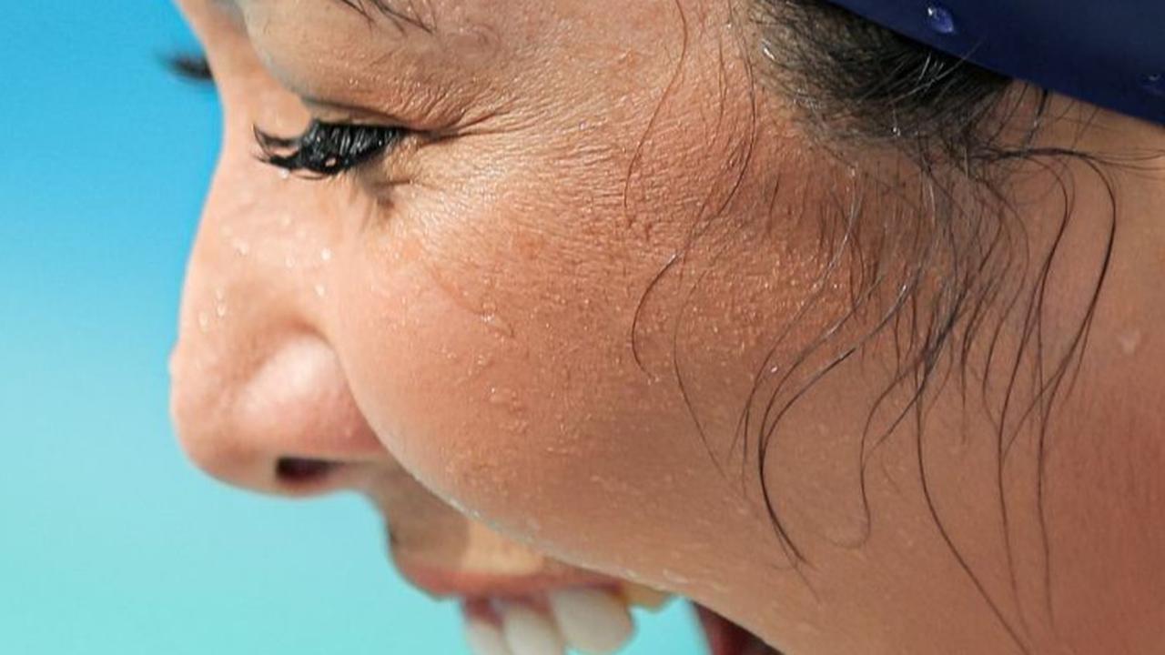 Ia tampak beberapa kali bercanda sebelum memulai perlombaan.<br>(Foto Bola.com / Bagaskara Lazuardi)<br>