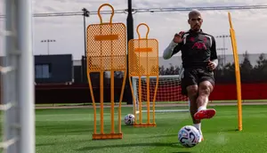 Gabung Liverpool, Ronald Araujo Dapat Pesan Singkat dari Luis Suarez