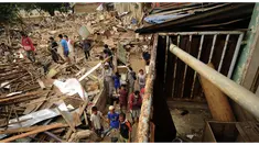  Proses penertiban warga Kampung Pulo, Jatinegara, Jakarta Timur, terus dilakukan. Belum cukup sampai di situ, kawasan Bukit Duri, Jakarta Selatan yang berseberangan dengan Kampung Pulo juga akan ditertibkan. Gubernur DKI Jakarta Basuki Tjahaja Purnama at