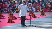 Wali Kota Surabaya, Tri Rismaharini (Risma) hadiri pertunjukan kesenian bertajuk “Sawunggaling Anak Dunia”. (Foto:Liputan6.com/Dian Kurniawan)