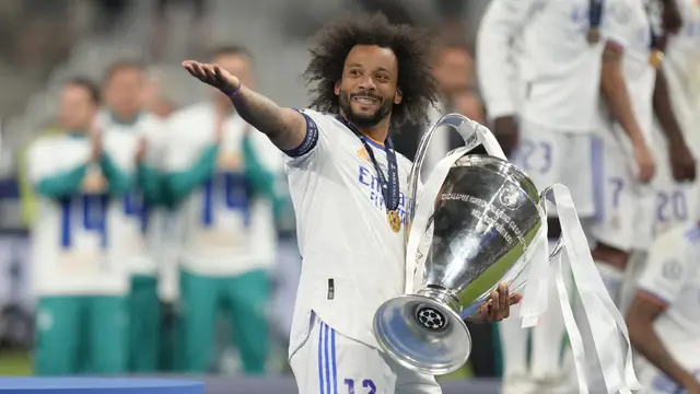 Foto: Tak Ada yang Abadi, 5 Pemain Paling Loyal Berikut Meninggalkan Klub yang Dibelanya Lebih dari 1 Dekade di Akhir Musim 2021 / 2022