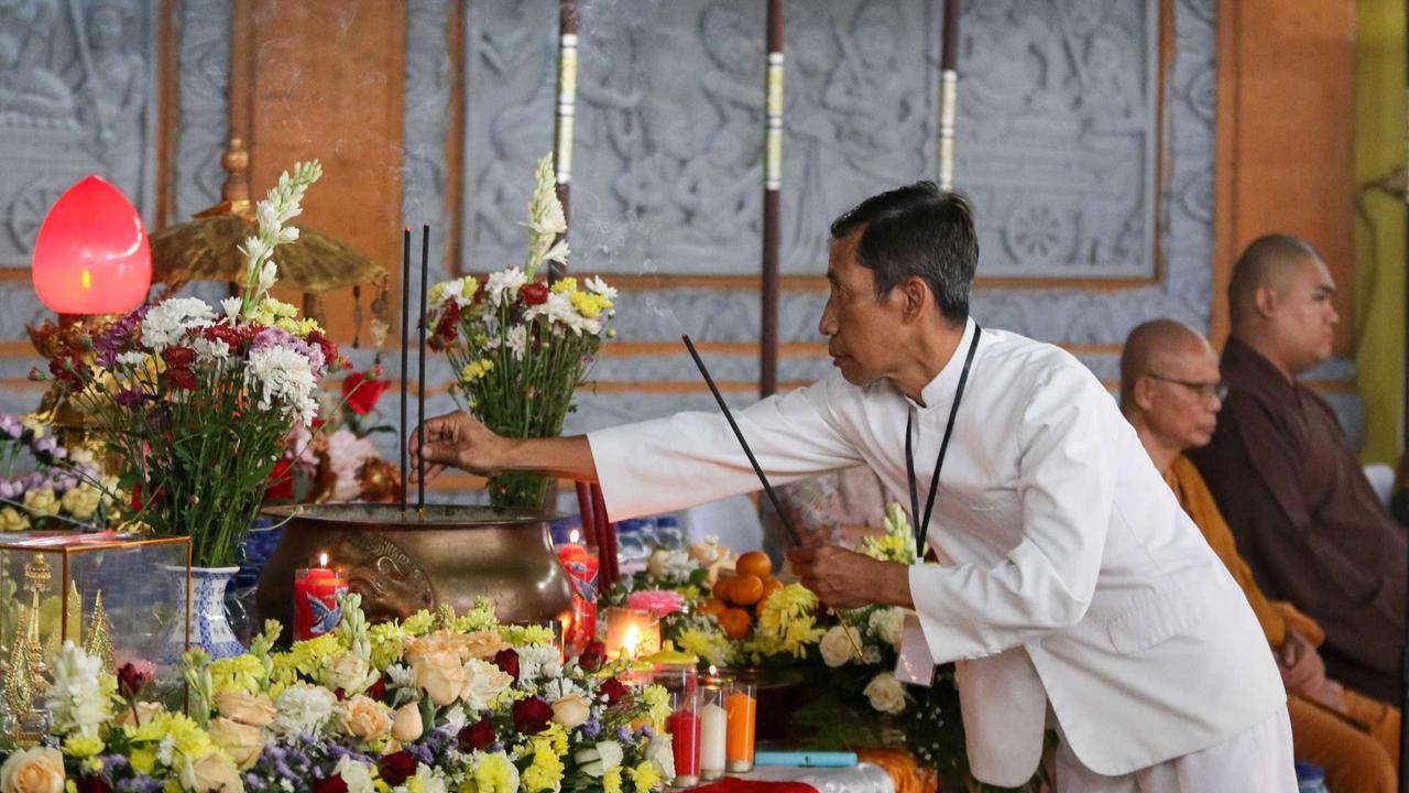 Perayaan Waisak di Taman Mini Indonesia Indah