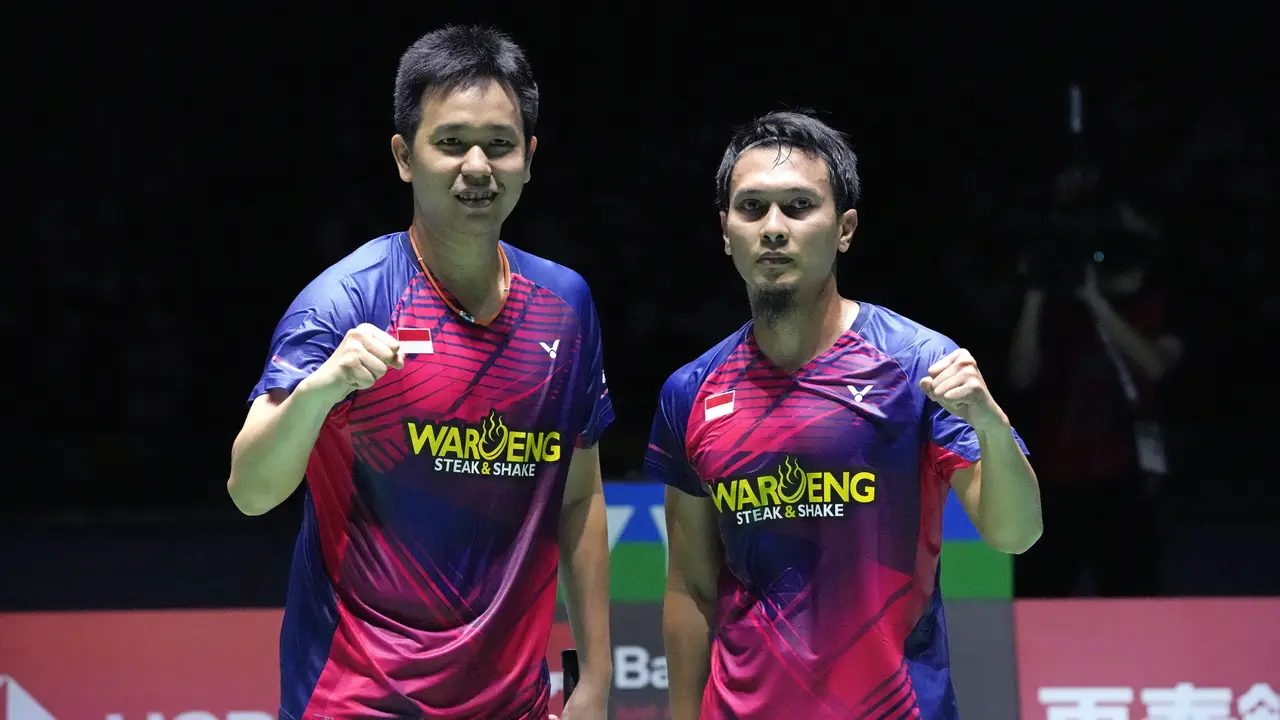 Foto: Permisi Senior Mau Lewat, The Daddies Melaju ke Final Kejuaraan Dunia 2022