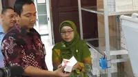 Wali Kota Semarang mengunjungi fasilitas kesehatan milik pemerintah di Kota Semarang dan memastikan aman dari vaksin palsu. (Liputan6.com/Edhie Prayitno Ige)