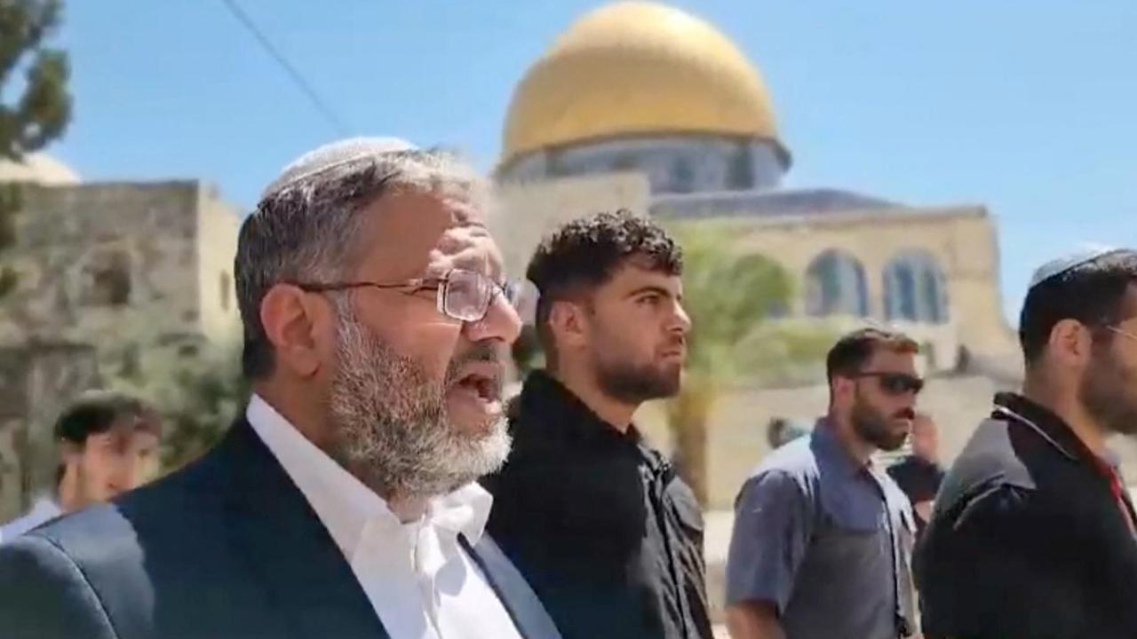 VIDEO Provokasi Gila-Gilaan, Menteri Israel Itamar Ben-Gvir Pimpin Salat Yahudi di Kompleks Masjid Al-Aqsa