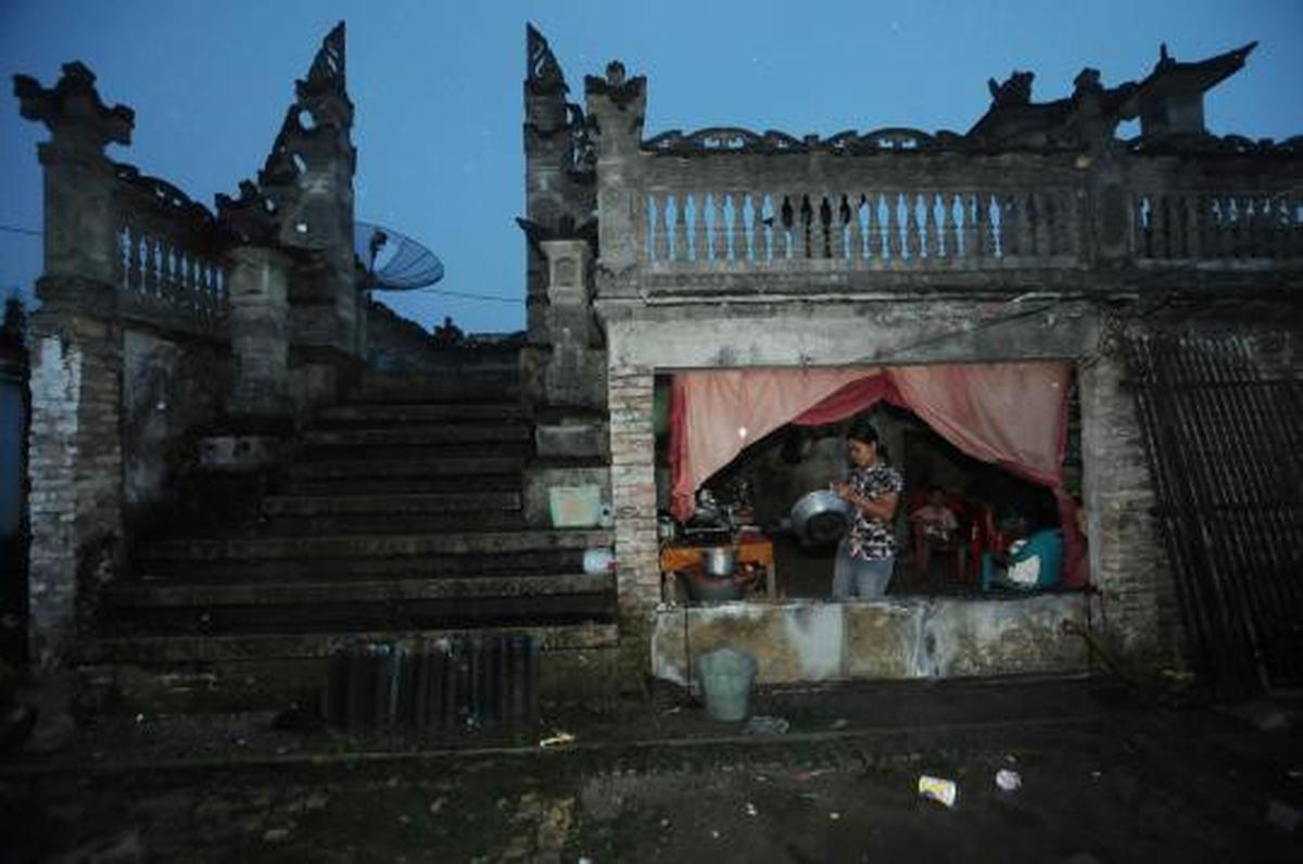 Kemenpera beri santunan warga korban bentrokan Lampung 