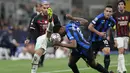 <p>Lautaro Martinez mencetak satu-satunya gol pada laga Inter vs Milan di menit ke-74. Torehannya membuat Inter unggul agregat 3-0 untuk lolos ke final Liga Champions. (AP Photo/Antonio Calanni)</p>