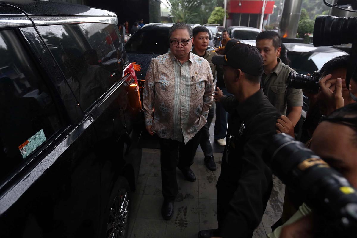 FOTO: Airlangga Hartarto Sambangi KPK Bahas Isu Tarif Dagang Indonesia AS