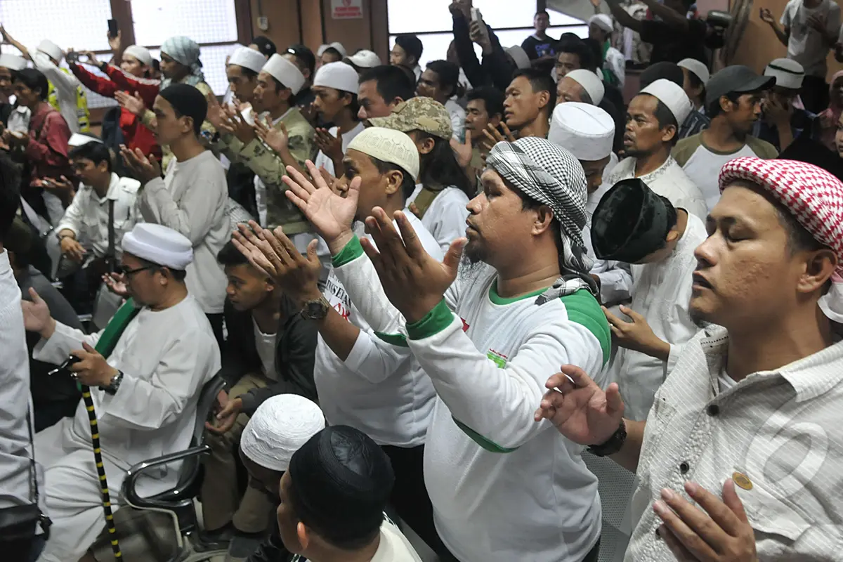 Massa FPI Padati Ruang Sidang PN Jakarta Pusat