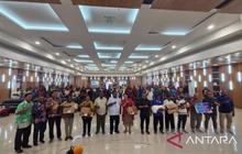 Pemprov PBD Salurkan Ratusan Bantuan Jaring Nelayan Papua Barat Daya untuk Tingkatkan Ekonomi OAP