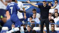 Pelatih kepala Chelsea Thomas Tuchel, kanan, bereaksi selama pertandingan sepak bola Liga Premier Inggris antara Chelsea dan Tottenham Hotspur di Stadion Stamford Bridge di London, Minggu, 8 Agustus. 14, 2022. (AP Photo/Ian Walton)