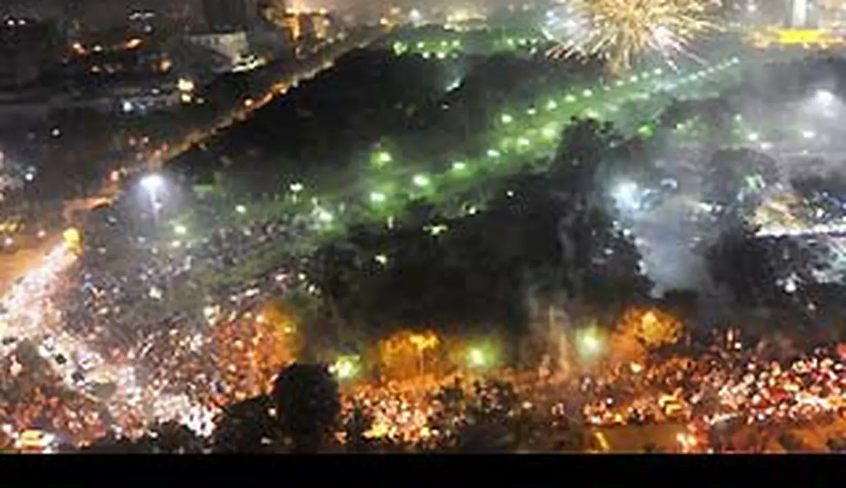 Suasana malam takbiran di kawasan Monas, Jakarta Pusat, Kamis (9/9). (Antara)