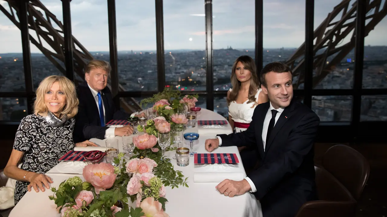Presiden AS dan Prancis Double Date di Menara Eiffel