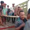 Cerita Pilu Warga Sakit di Mojokerto Dievakuasi Pakai Truk