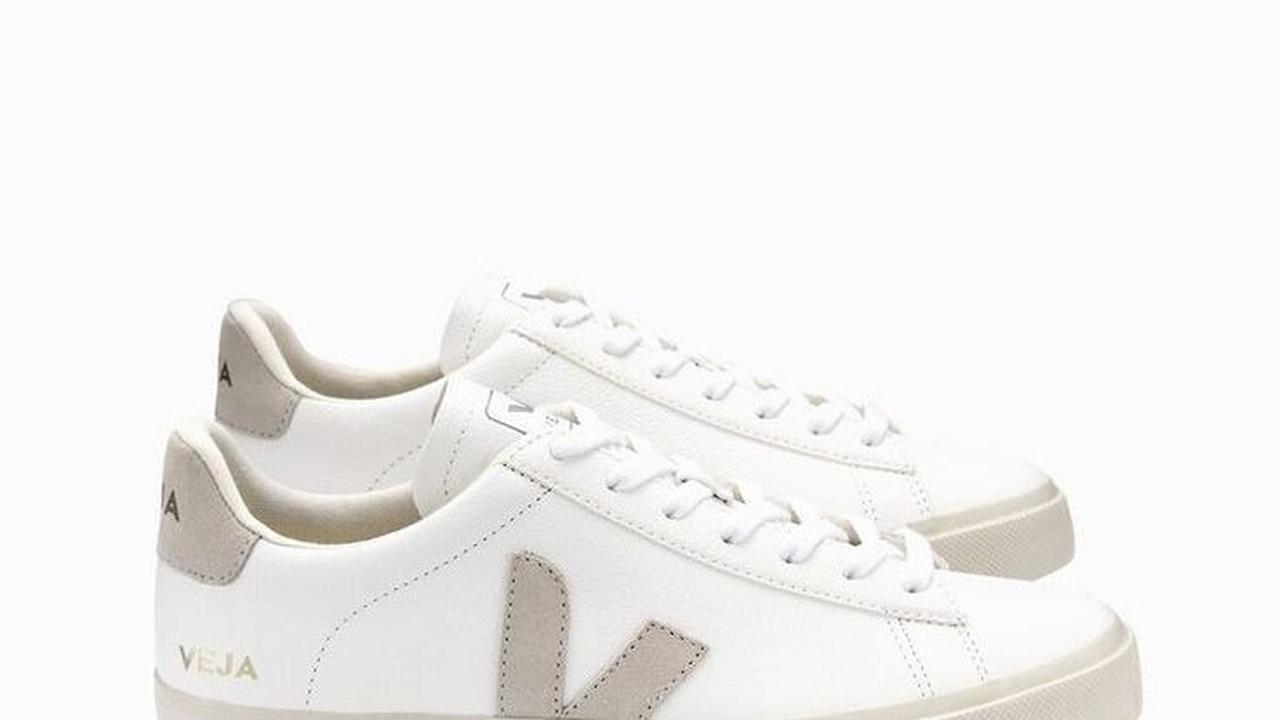 Sneakers: Simbol Kenyamanan dan Fleksibilitas