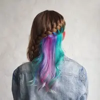 Rambut hidden rainbow. (via: Boredpanda.com)