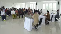 Para hafiz atau penghafal Al-Quran bersilaturahmi dengan Wali Kota Malang Sutiaji di Gedung Bersama Balai Kota Malang (Pemkot Malang)