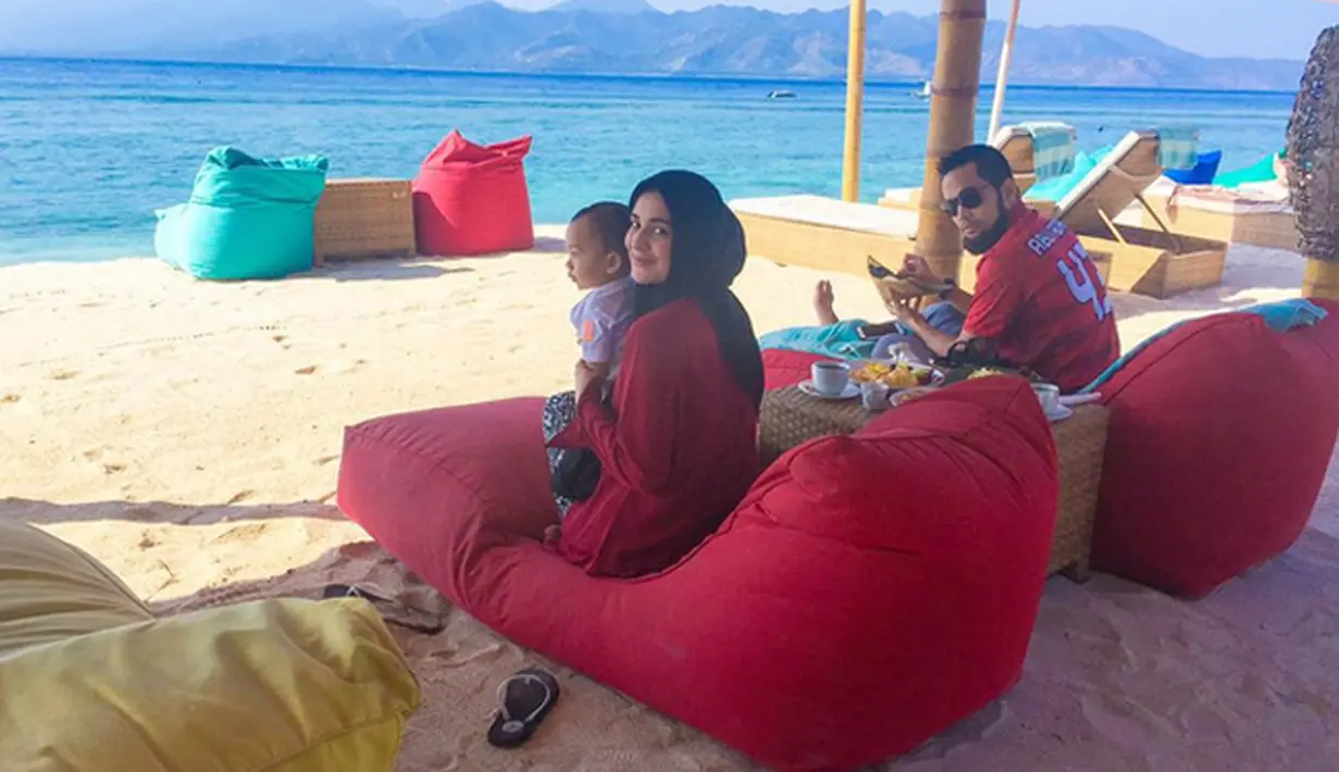 "Amazing view ❤️ma syaa Allah," sebut Shireen Sungkar di akun instagram dirinya. (via Instagram)