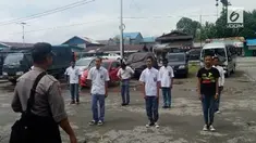 Satu persatu siswa juga diminta untul melafalkan Pancasila.
