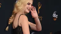 Sophie Turner memulai debut akting profesionalnya sebagai Sansa Stark di serial televisi fantasi HBO Game of Thrones dari tahun 2011 hingga sekarang. Serial inilah yang melambungkan namanya di panggung hiburan internasional (Kapanlagi/AFP)