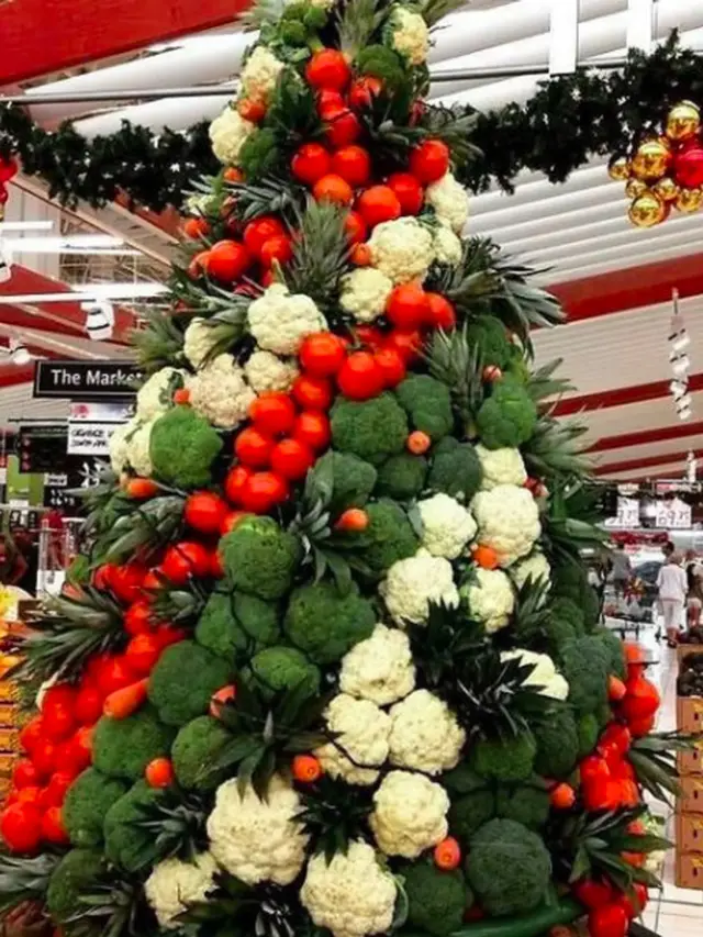 pohon natal unik