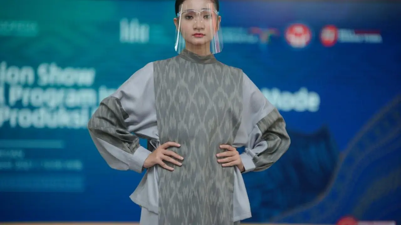 Inkubasi Desain Mode dan Produksi Baju Siap Pakai/dok. Tenun Gaya Doc