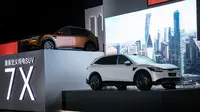 Peluncuran Zeekr 7X yang telah meluncur pada September lalu. (Carsnewschina / Rendy Yansah)