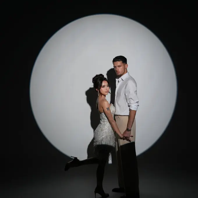 Jelang Menikah, Potret Prewedding Terbaru Jennifer Coppen Tampil bak Dancing Queen