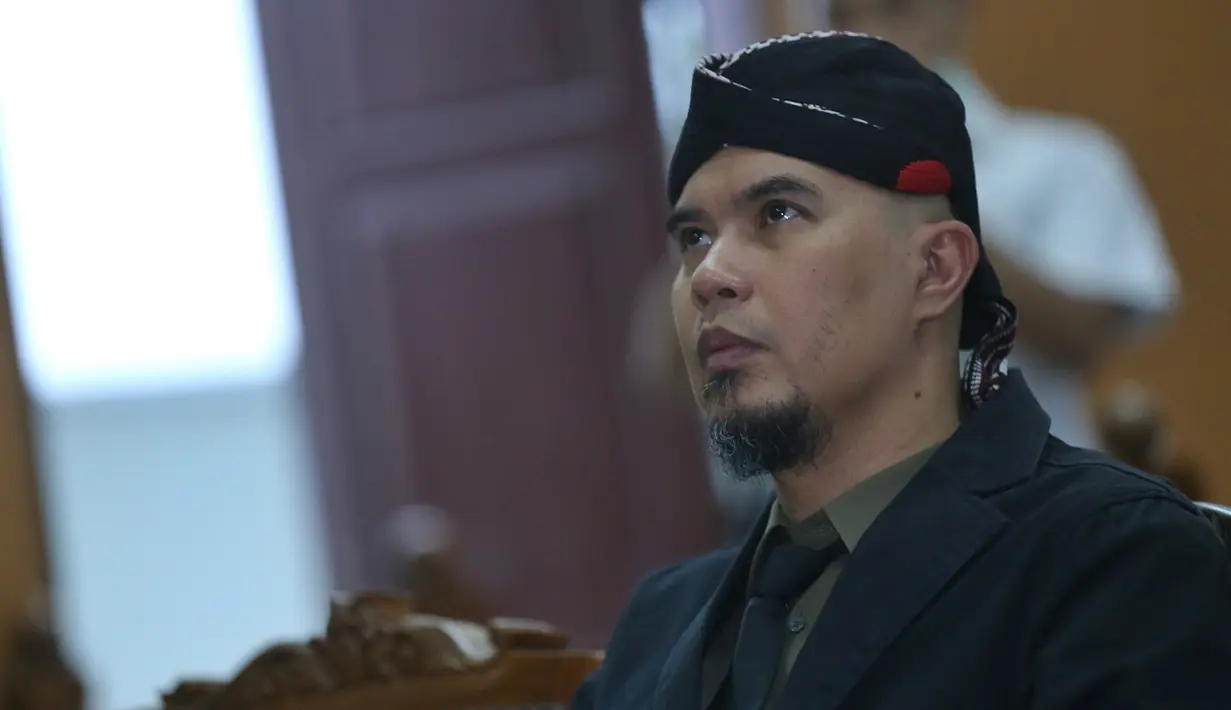 Pengusaha Jack Boyd Lapian melaporkan status yang diunggah Ahmad Dhani pada 13 April terkait Kriminalisasi Rocky Gerung. (Nurwahyunan/Bintang.com)