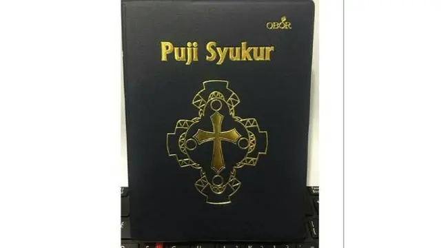 Buku lagu umat Katolik (Sumber: tokopedia)