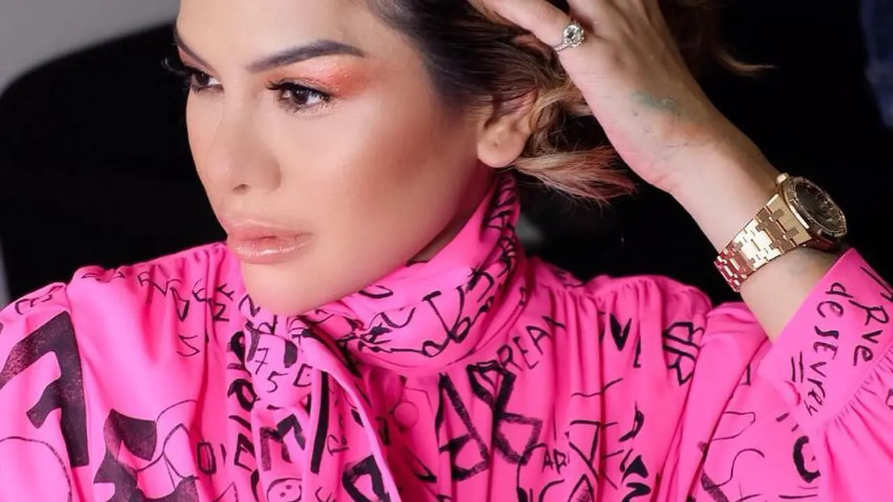 Nikita Mirzani. (Foto: Instagram @nikitamirzanimawardi_17)