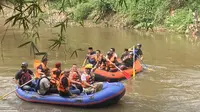 Ridwan Kamil Susuri Kali Ciliwung, Catat Masalah Sampah dan Tata Lokasi Condet