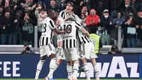 Juventus berhasil membungkam Fiorentina dengan skor 2-0 pada laga leg kedua semifinal Coppa Italia di Allianz Stadium, Kamis (21/4/2022) dini hari WIB. Hasil itu membuat Juve lolos ke final dengan agregat 3-0. (Marco Alpozzi/LaPresse via AP)