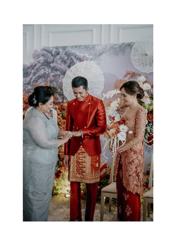 6 Potret Lamaran Valerie Tifanka Sahabat Jessica Mila, Diam-diam Bikin Terkejut