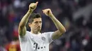 1. Robert Lewandowski - Penyerang Bayern Munchen ini tampil sangat agresif di kompetisi Liga Champions musim 2019/2020 ini. Selain ganas di depan gawang, Lewandowski juga memuncaki top skor sementara Liga Champions musim ini dengan koleksi 14 gol. (AFP/Ina Fassbender)