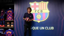 Antoine Griezmann saat di toko resmi Barcelona (Lluis Gene/AFP)