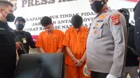 Direktorat Reserse Narkoba Polda Sulawesi Tenggara menangkap dua orang pemuda di Kota Kendari membawa 5,2 kilogramsabu-sabu.