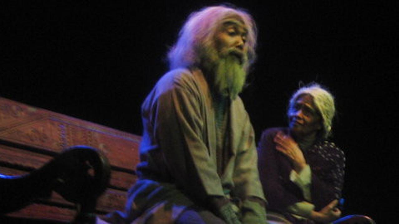 Malam ini kelompok teater modern tertua pentas di Bandung