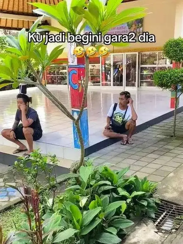 10 Potret Lucu Bapak Rumah Tangga saat Jaga Anaknya yang Masih Kecil Ini Kocak