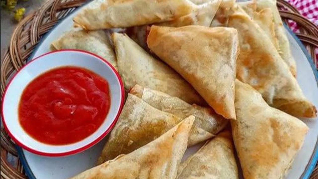 6. Chicken Samosa<br>