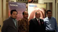   (ki-ka) Niko Steffanus Sutikno, Head of Marcom Nokia Indonesia; Leo Darmawan, Head of MBB Nokia; Presiden Direktur Nokia Indonesia, Robert Cattanach; dan Fryandi Ramada, Country Technology Officer Alcatel Lucent. (Liputan6.com/Jeko Iqbal Reza)