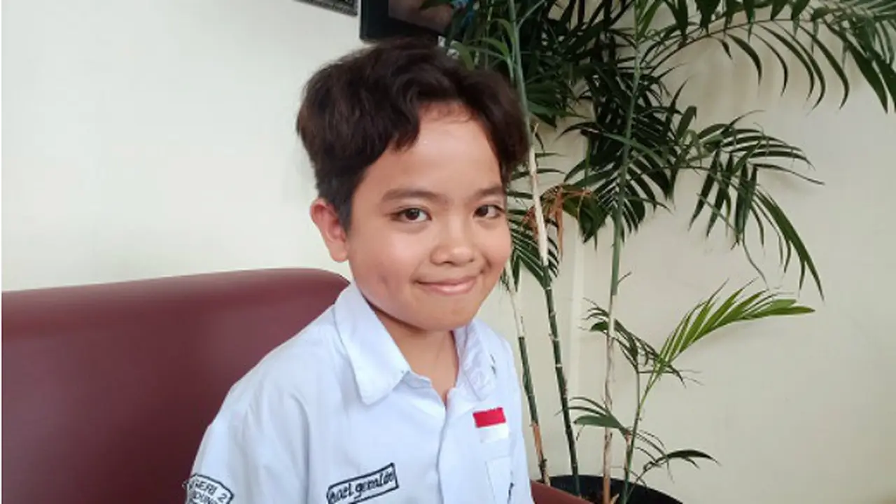Michael Geraldo, Penyanyi Cilik Bandung Terbaik se-Asia