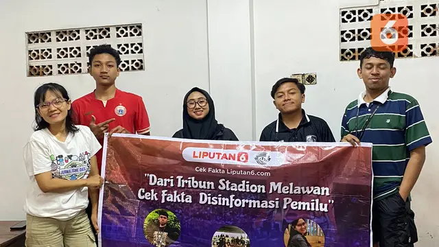 Suporter The Jakmania Melawan Cek Fakta Disinformasi Pemilu